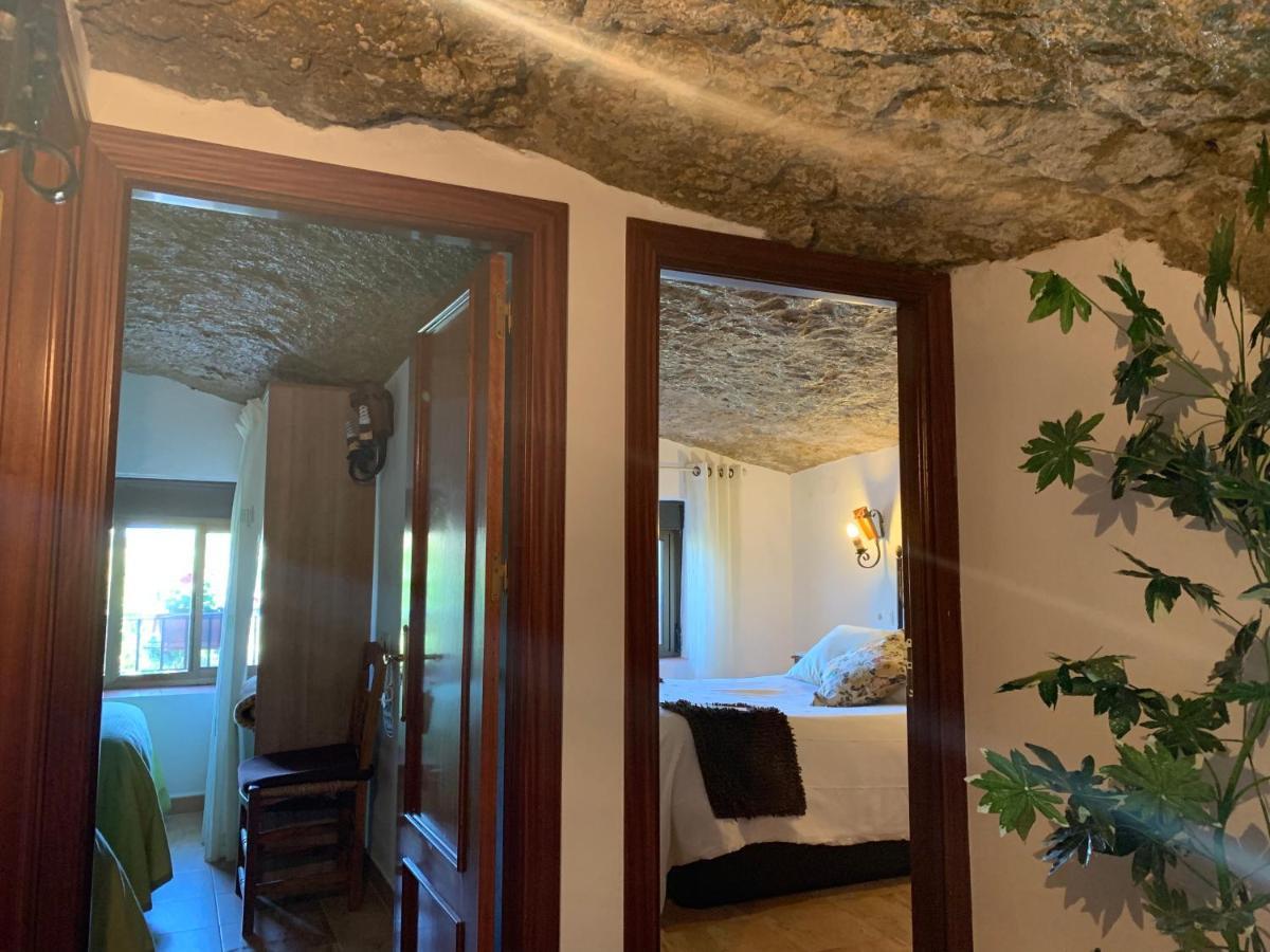 Casa Cueva "Las Calcetas" Pension Setenil De Las Bodegas Buitenkant foto