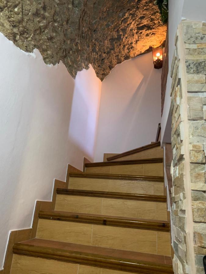 Casa Cueva "Las Calcetas" Pension Setenil De Las Bodegas Buitenkant foto