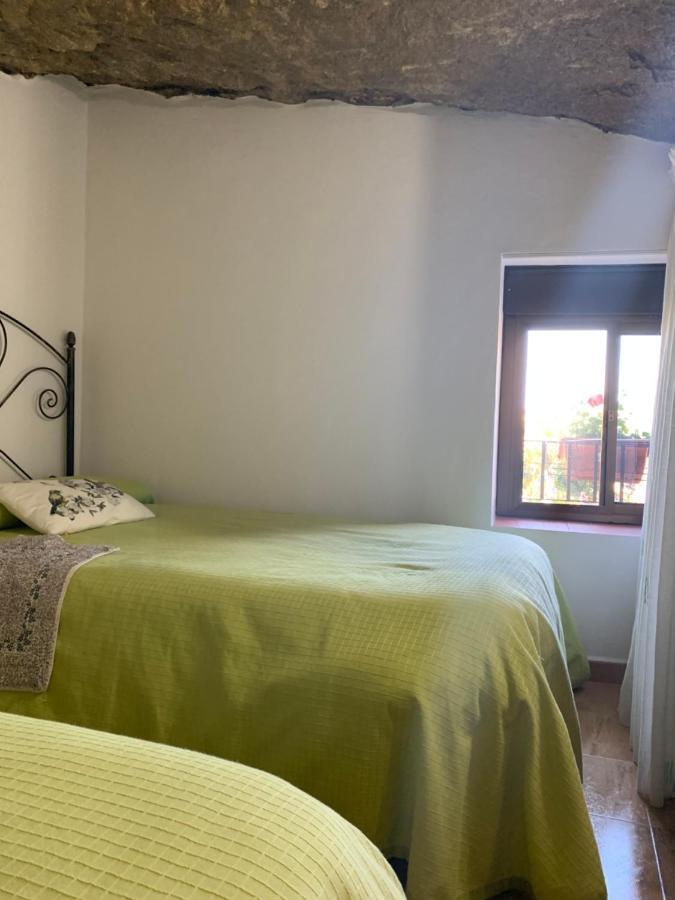 Casa Cueva "Las Calcetas" Pension Setenil De Las Bodegas Buitenkant foto